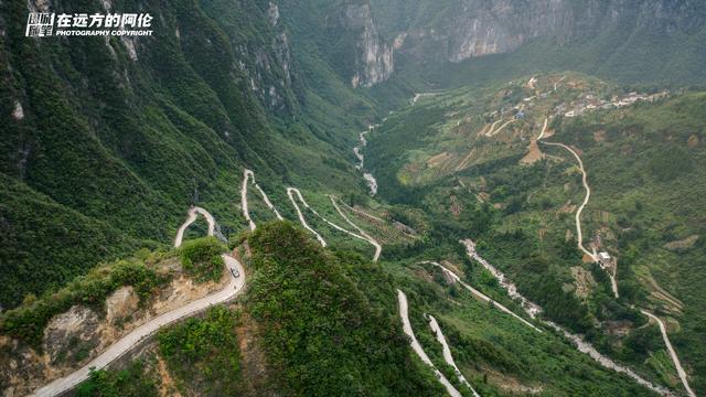 重庆环线自驾游最佳线路，5天打卡4座县城7个景点