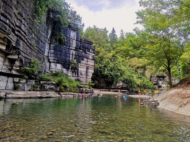 重庆周边凉快的避暑打卡地两三天，重庆周边这⑧个避暑胜地只有25℃