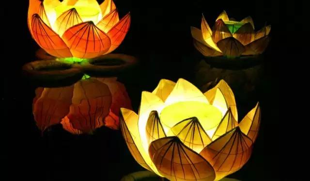 关于元宵节的古诗四句，关于元宵节的古诗简单的四句