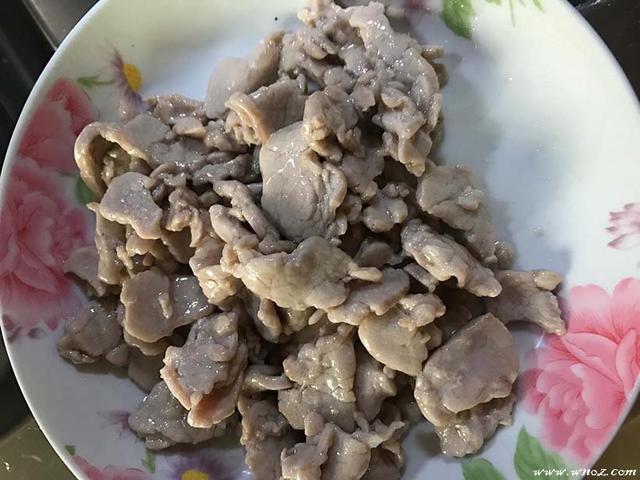 炒肉片香菇的做法，家常香菇炒肉片