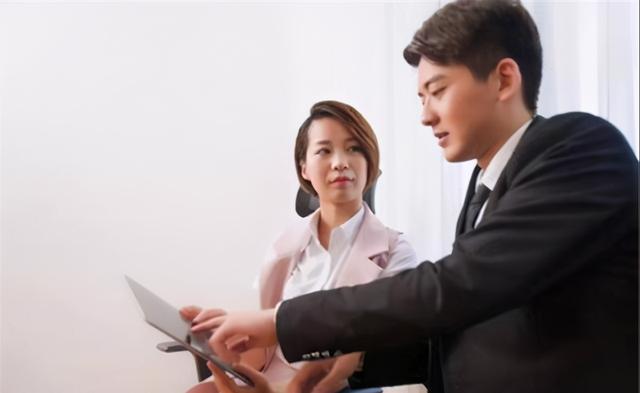 郎咸平说保险的观点，经济学家郎咸平