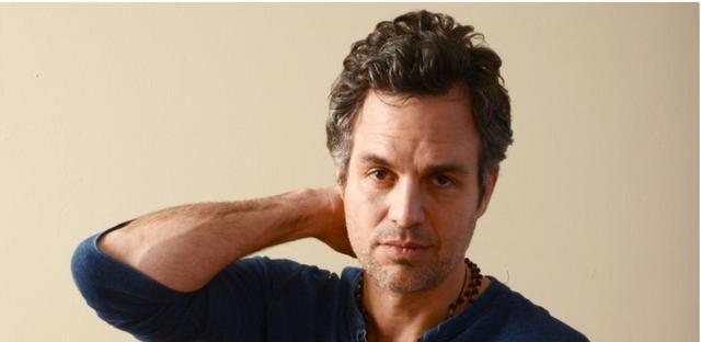 绿巨人扮演者，“绿巨人”浩克饰演者马克·鲁法洛商谈加盟《女浩克》