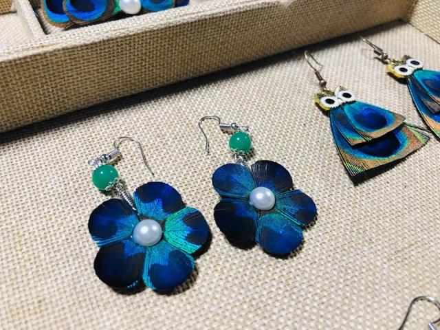 西双版纳江边夜市，西双版纳最火爆的夜市（到西双版纳一定要知道的五件事）