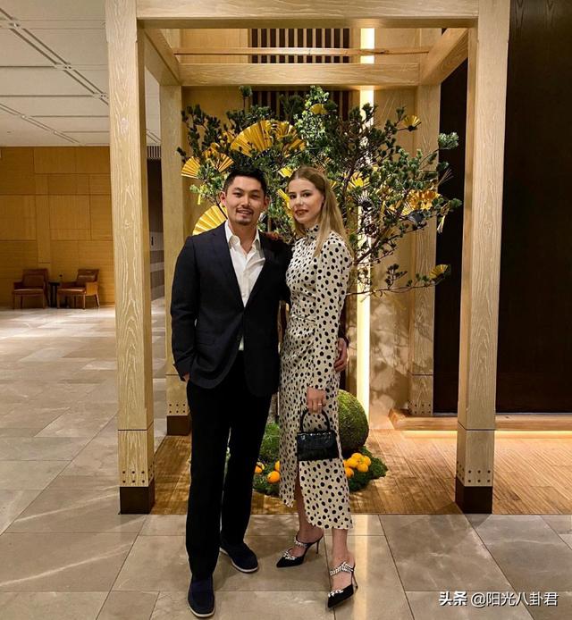 刘德华与他老婆的合照，刘德华小舅子曝光