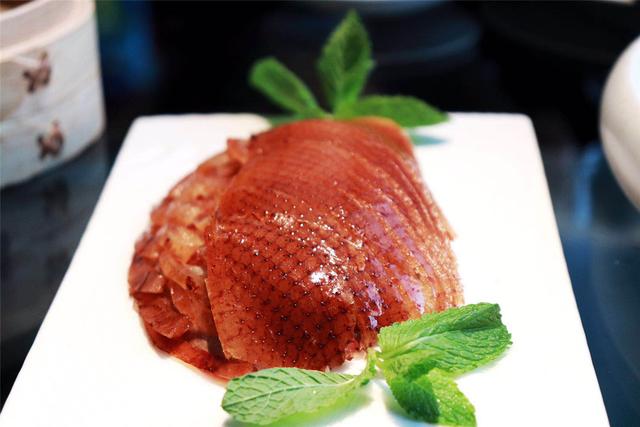 全聚德烤鸭都有什么特色，在上海吃完这四家烤鸭店