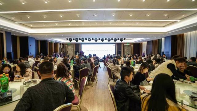 免费游湖北泡温泉，第8期：游花海、泡温泉