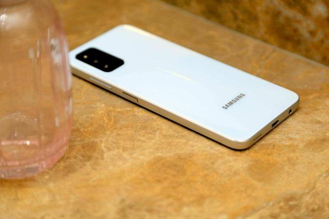 三星f52详细参数，一篇文带你了解