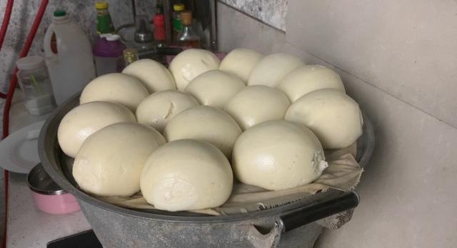 怎样蒸馒头又软又不会塌陷，蒸馒头时记住2次醒发