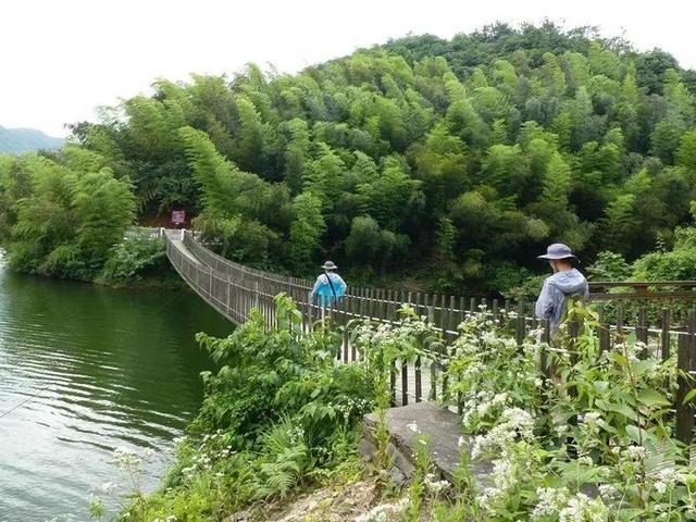 湖南凤凰古城张家界，湘遇•山之巅：张家界凤凰古城