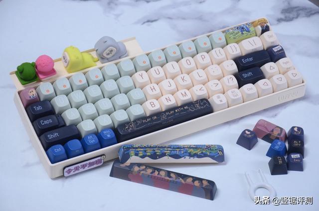 洛斐dot蓝牙机械键盘使用说明，洛斐DOT小黄鸭机械键盘体验