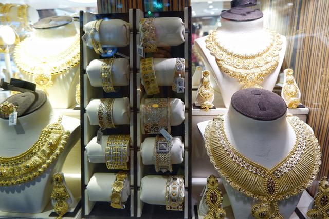 迪拜的黄金为何便宜，迪拜黄金市场多土豪