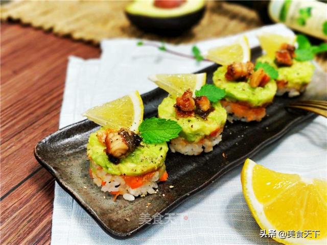 牛油果怎么吃才好吃，怎么吃牛油果才可以更好吃