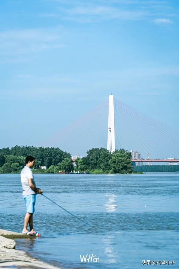 武汉属于南方还是北方，湖北地区是属于南方还是北方（武汉人的性格到底是偏北方的还是偏南方的）