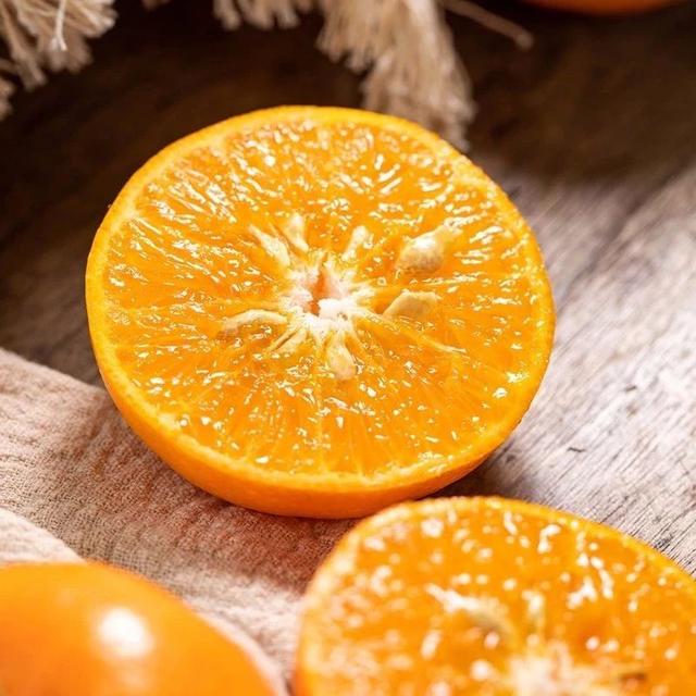 橘子橙子沃柑区别，水果界的新宠沃柑