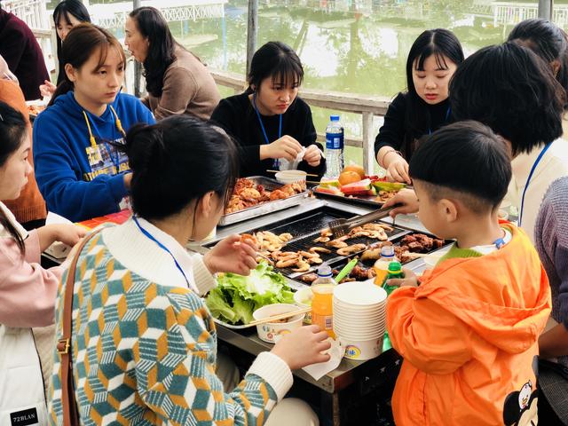 农家乐一日游攻略，哈哈，乡村一日游花样翻新了