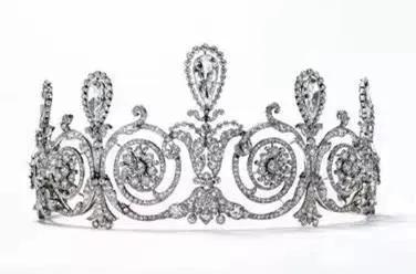 比黄金还贵的金属，和黄金软度差不多的金属有哪些（汽车上的稀有金属已经被小偷盯上）