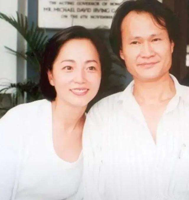 林正英去世原因，香港演员林正英死因（林正英得肝癌后）