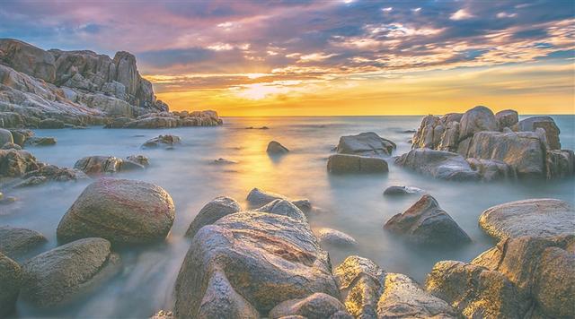 海南岛最佳海滩，海南岛1900多公里海岸线形态各异