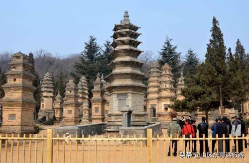 河南嵩山少林寺，河南嵩山的少林寺