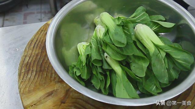 怎样炒肉片不柴软烂好吃，大厨教你饭店的3种烹饪技巧