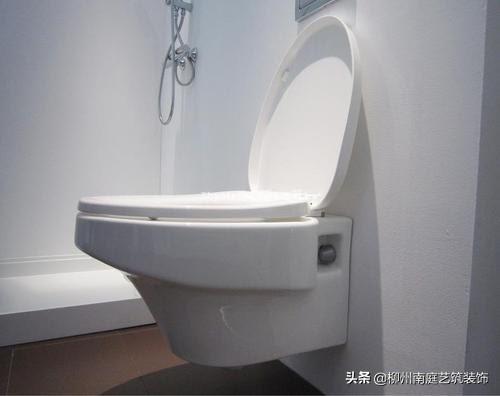 壁挂式马桶的优缺点，壁挂式马桶的优缺点都有哪些