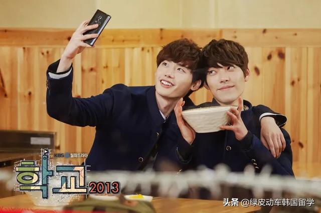 成均馆儒生们的生活，韩国校园剧颜值很高