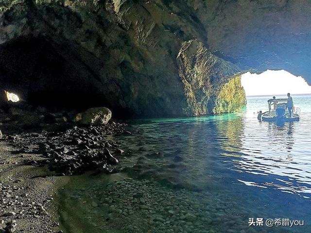 希腊神话里的奥林匹斯山，希腊万神殿奥林匹斯山