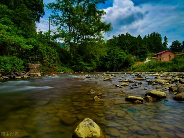 重庆周边凉快的避暑打卡地两三天，重庆周边这⑧个避暑胜地只有25℃