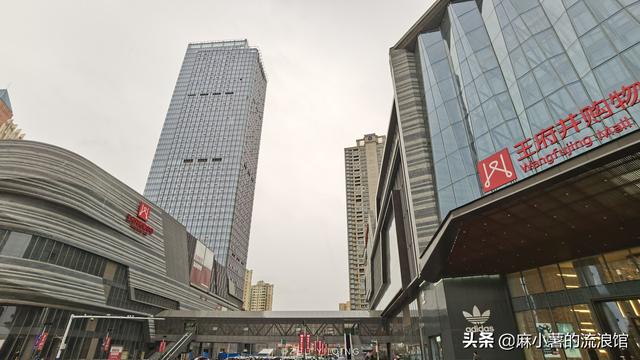 江西南昌王府井購物中心,青云譜區(qū):舉辦人才招聘會 江西南昌王府井購物中心,青云譜區(qū):舉辦人才招聘會