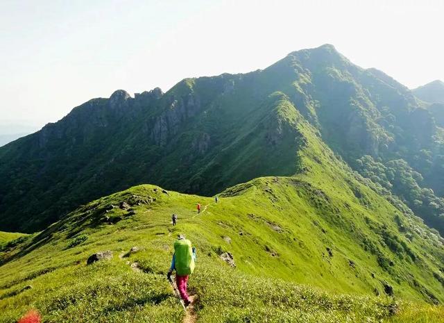 广东十座海拔最高的山，为什么都说广东人游广东先游广东第一峰