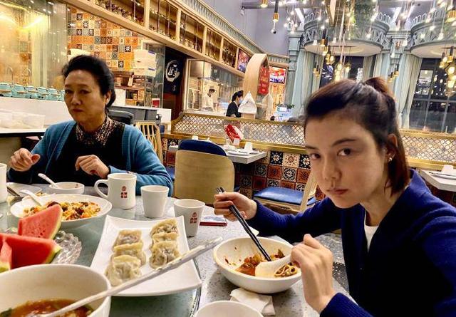 母女俩先后离异，车晓王丽云是亲母女吗