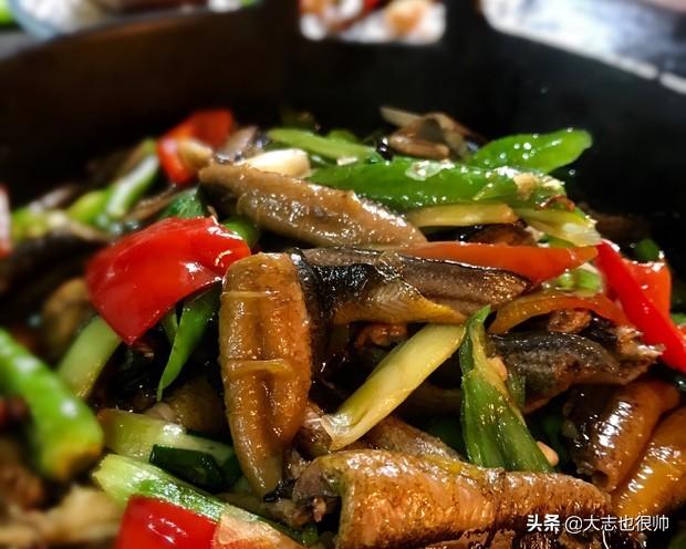 岳阳隐藏的美食推荐，来到岳阳市不能错过岳阳楼