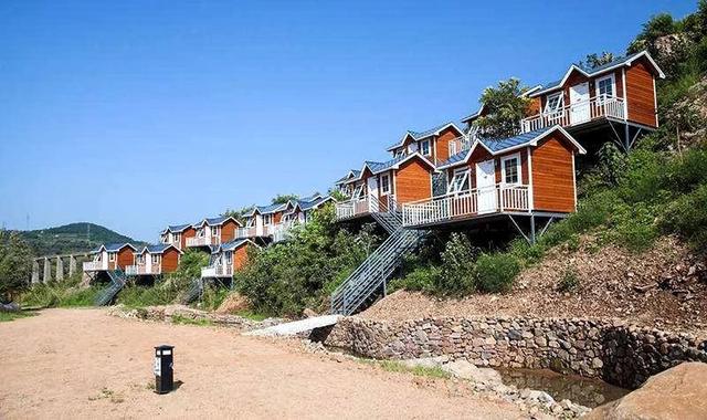 山东几个5a旅游景点在哪里，山东的十个4A级旅游景区