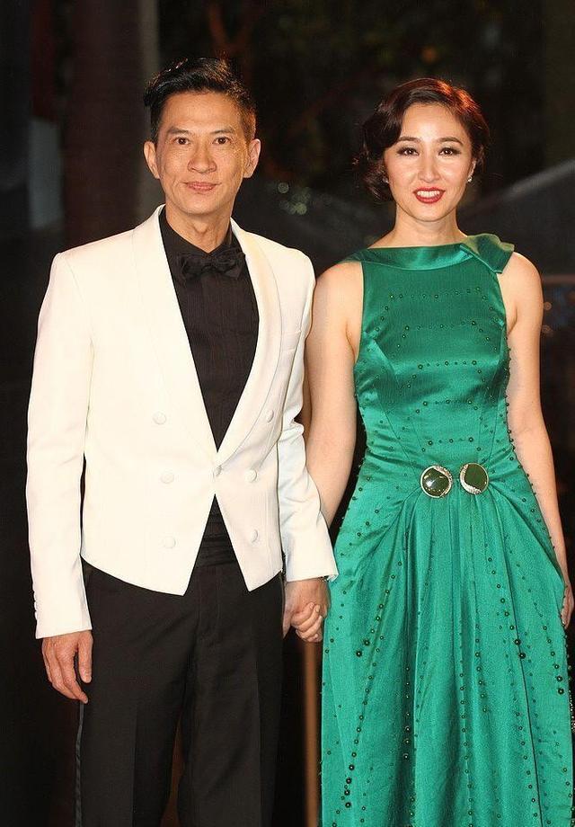 明星张家辉的老婆，张家辉妻子真像