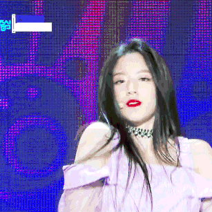 眉清目秀的女生标准长相，有这4个特点的女生