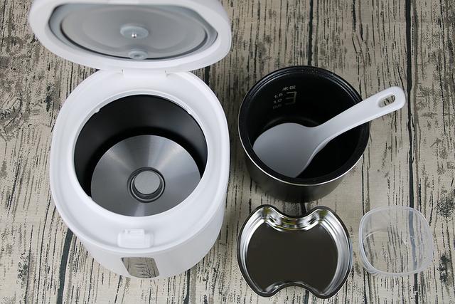 苏泊尔电饭煲怎么蒸米饭，苏泊尔蒸汽电饭煲怎么蒸米饭（米饭又亮又白又香）