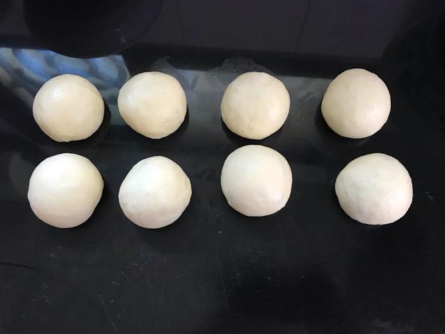 做面包的方法和配方简单易学，简单好看又好吃的小面包