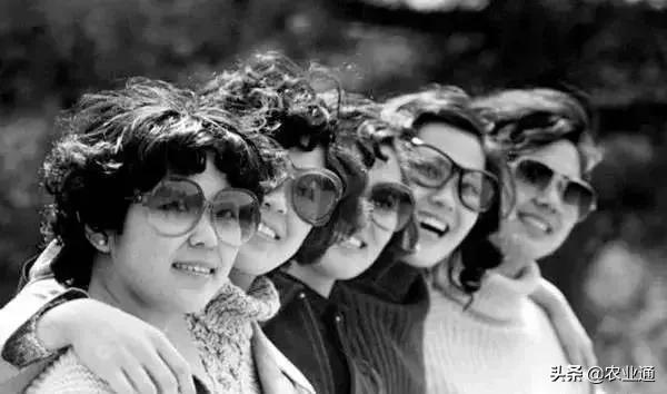 老歌经典大全80年代，盘点80年代经典老歌（80年代的那些老歌）