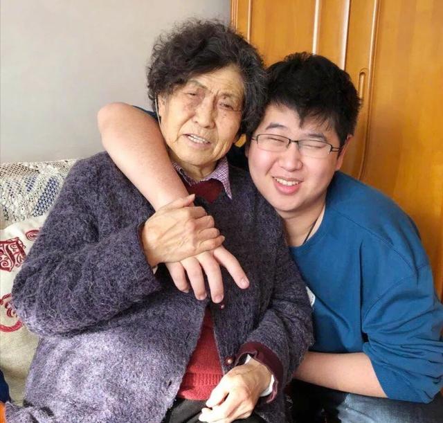 倪萍和前夫女儿有往来吗，倪萍：如果有下辈子
