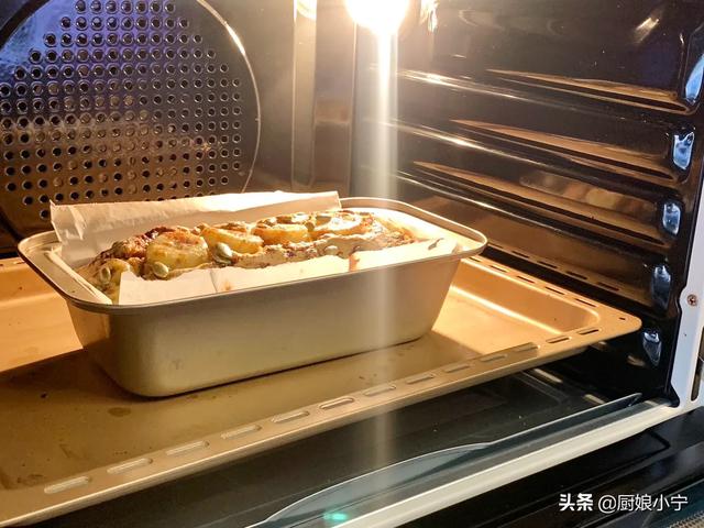 用香蕉怎么做蛋糕简单又好吃，入秋后多吃香蕉