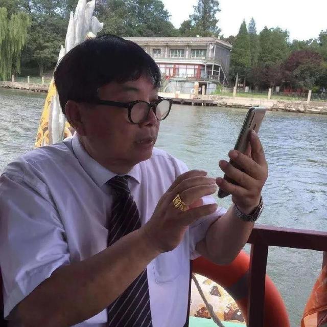 浪淘沙初秋经典诗词，编辑阳光草青青诗评