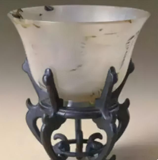 佛教七宝玛瑙寓意，玛瑙古代七宝之一