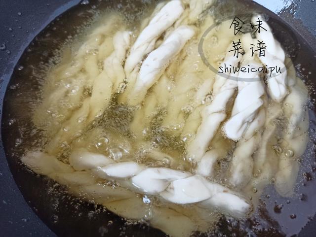 炸麻葉、炸麻花、炸蝦片，花錢學的配方，免費給你，建議收藏備用 熱愛美食 第19张