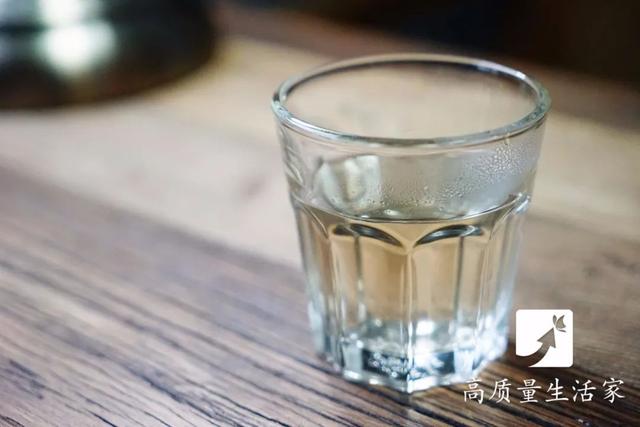 睡前泡脚的5个好处，睡前最养人的５个习惯