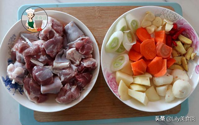 炖羊肉放料酒吗，炖羊肉最忌讳放的调料（调料不要乱放）