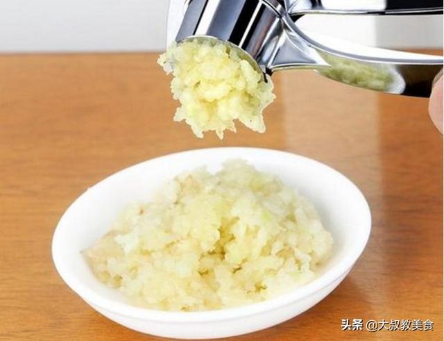 调凉菜用什么调料，凉菜的调料是什么（5种家常调味汁的自制做法）