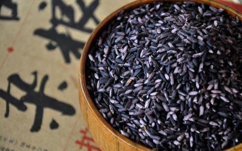 贵比黄金的紫色大米，大米是怎么种植出来的
