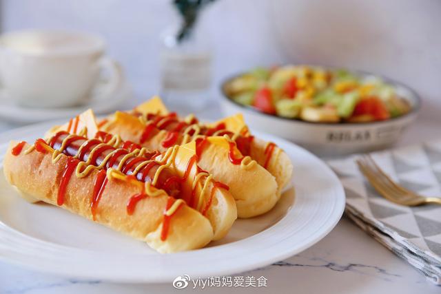 在家怎么做美式热狗，直接法做简单美味美式热狗