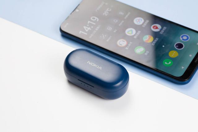 适合老人家用的智能机，这可能是最懂老人的入门级智能机