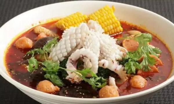 杨国福麻辣烫哪家好吃，四家最出名的麻辣烫